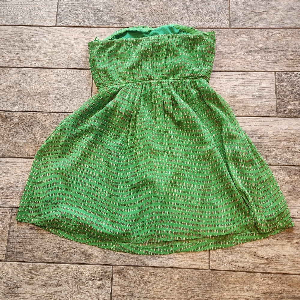 Broadway & Broome Green Geometric Print Strapless Mini Dress - Size 12 - Picture 9 of 9